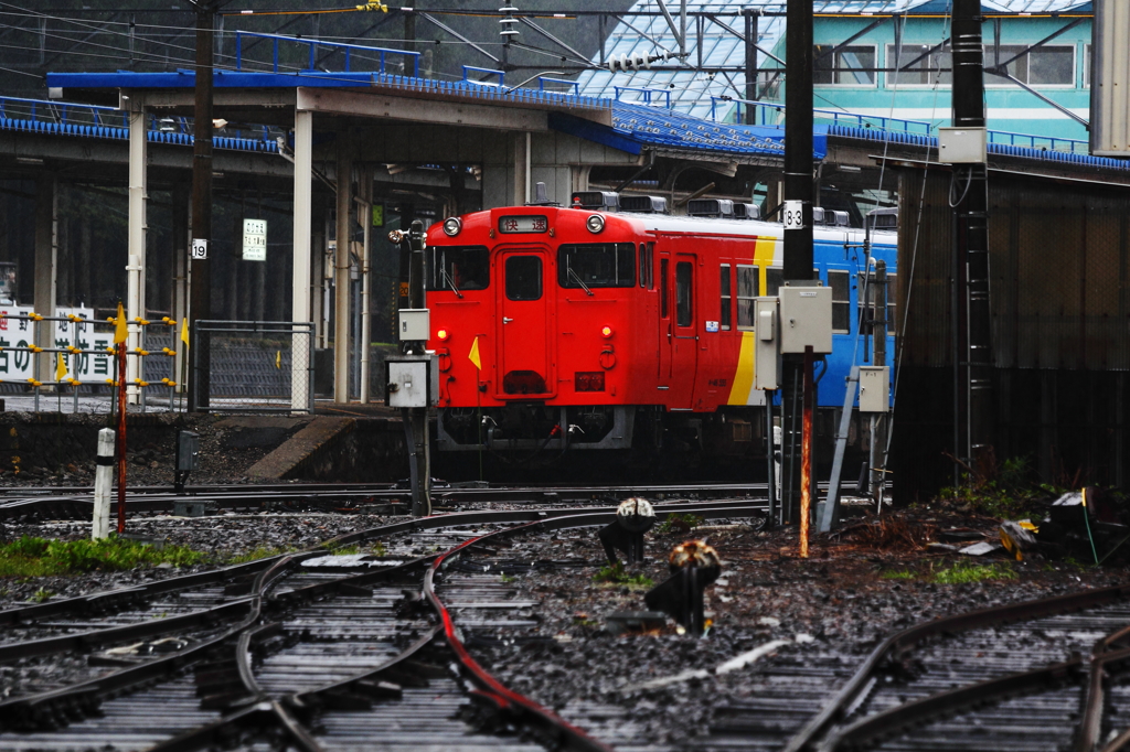 ２番線に入線ですね