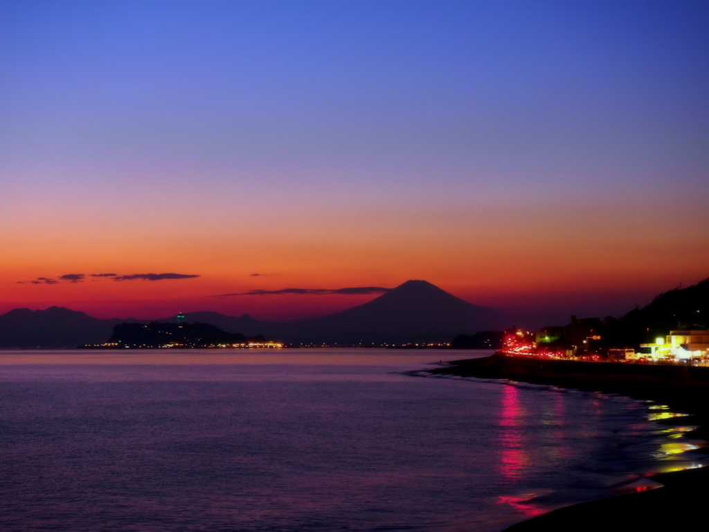 夕暮れの稲村ヶ崎 II