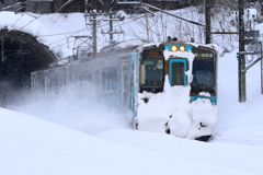 豪快な雪煙 I