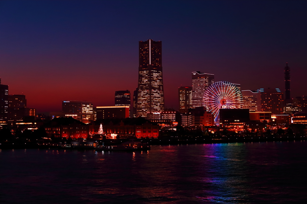 Night view of Yokohama