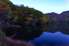 夜明け前の蔦沼