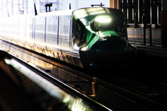 JR七戸十和田駅・E5