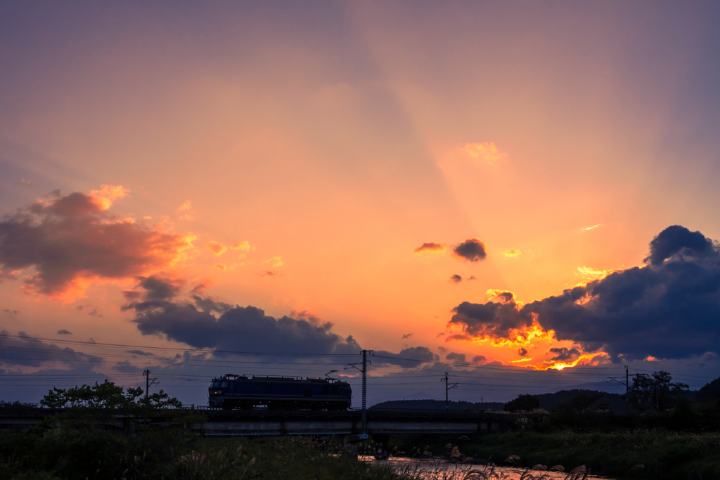 夕陽の光芒