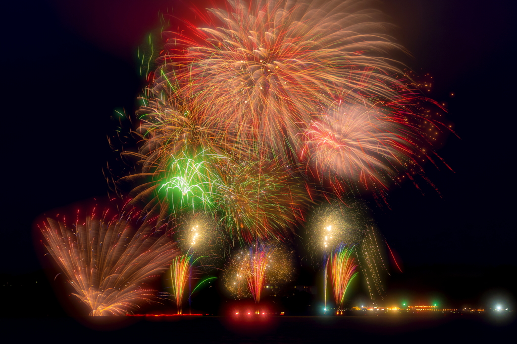霧中の花火大会 I