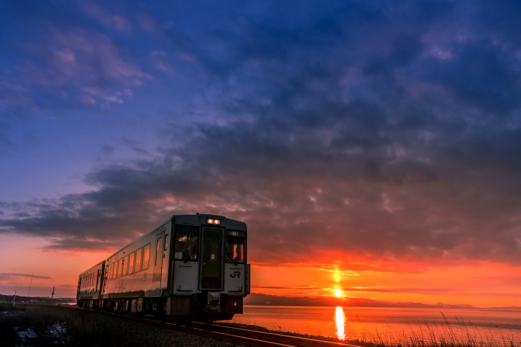 沈み行く夕日