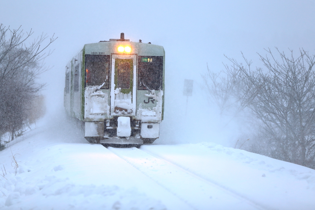 雪の夜明け