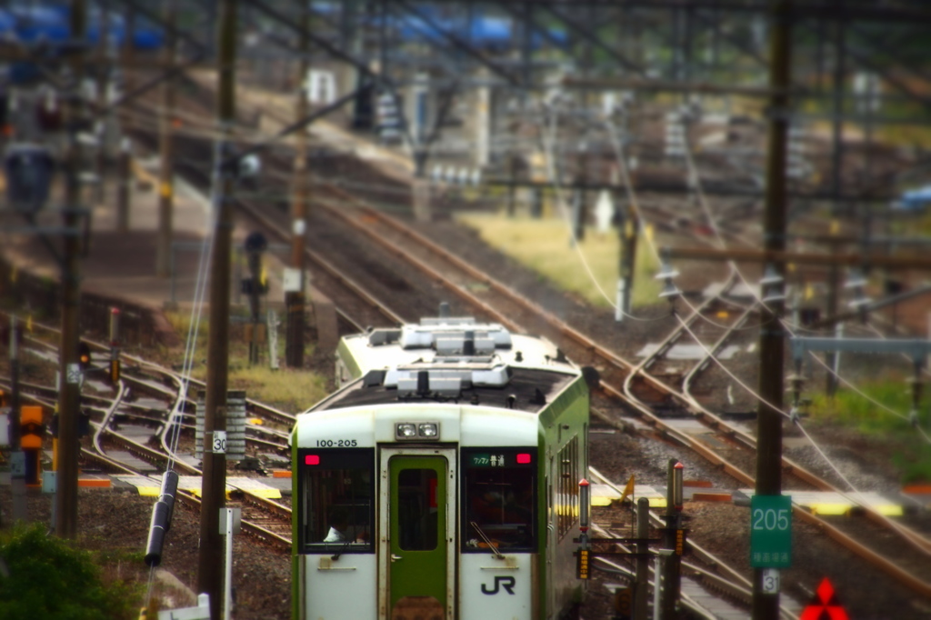 朝の駅 I