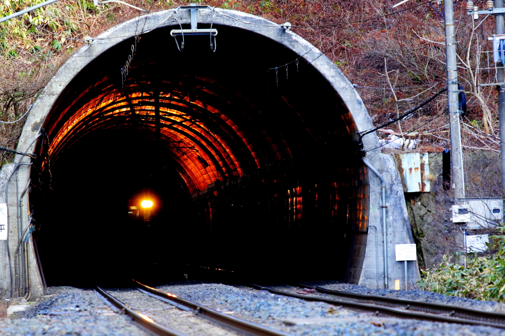 暗闇からの脱出