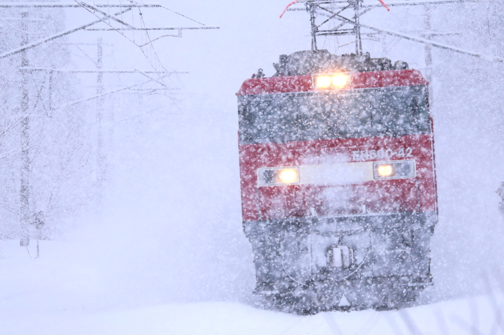 Heavy snow -Train-VII