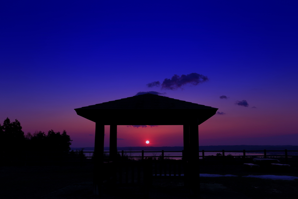 朝の眺望 I
