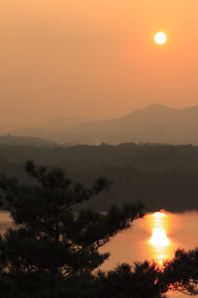 満濃池の夕日