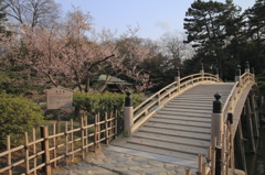 偃月橋