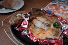 燻製ベーコンと舞茸の包み焼きハンバーグ