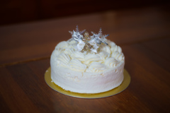 白いケーキ
