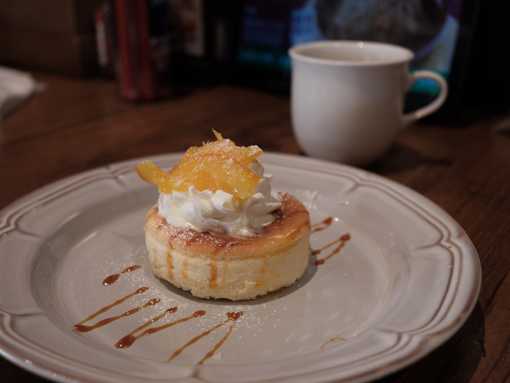 オレンジカラメルバスクチーズケーキ