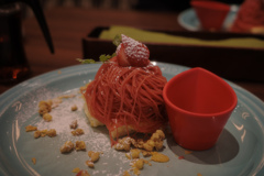いちごのモンブランパンケーキ