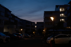 夜明け前の灯り
