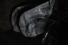 自転車の影