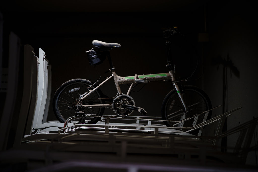 ホコリまみれの自転車