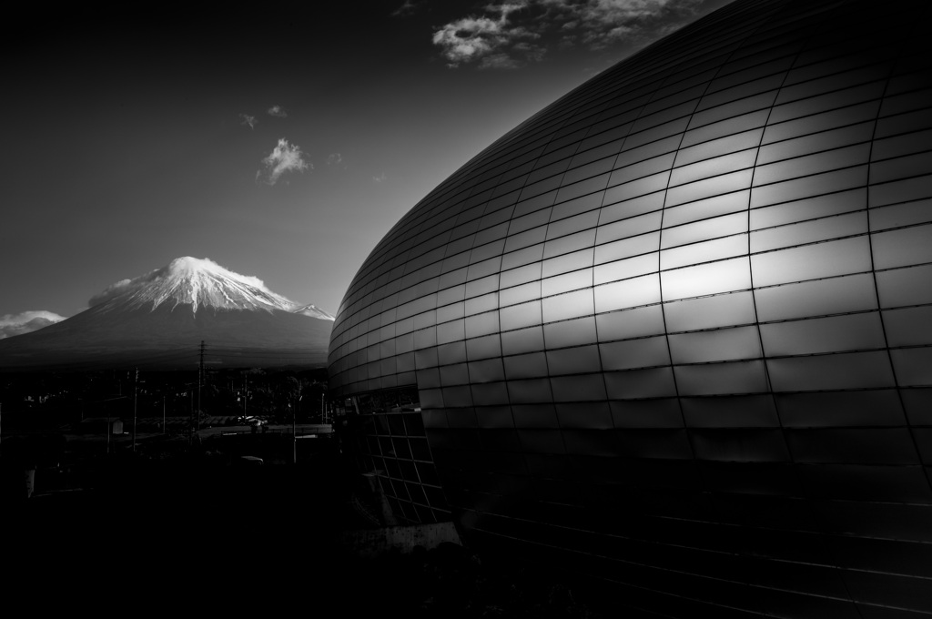 Dome and Mt.Fuji