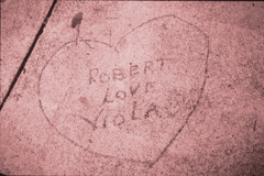 ROBERT LOVES ... ♥