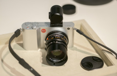 PURE LEICA