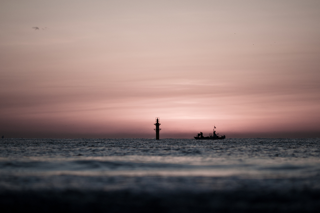fisherman of freezing sea