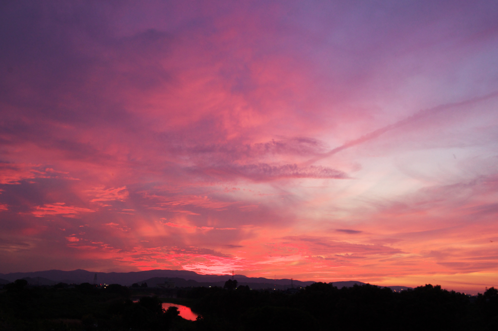 紅の空