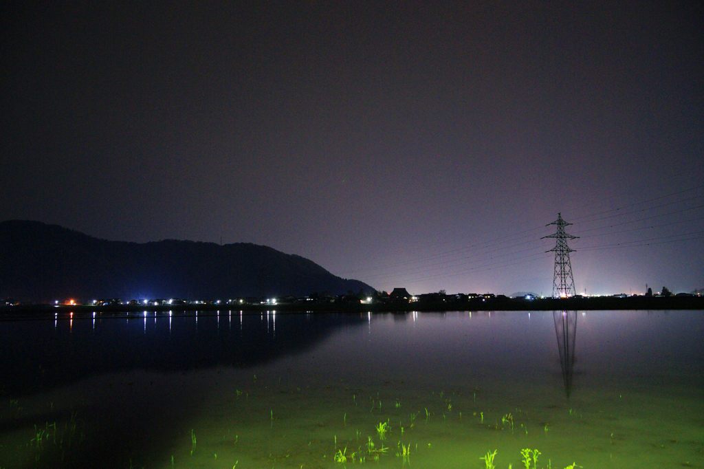 田園夜景・鉄塔