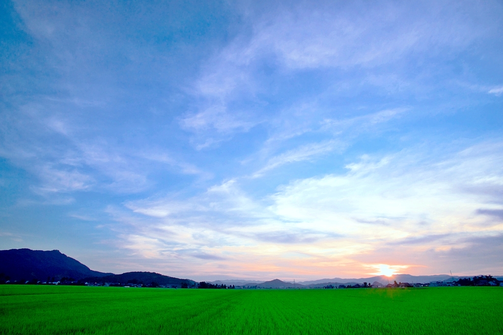 田園夕景・水彩の空