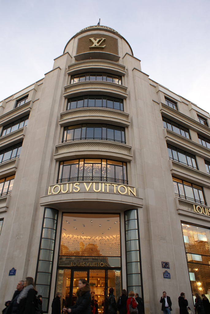 ルイ・ヴィトン本店