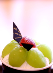 季節の果物のケーキ
