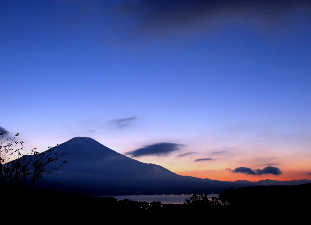 富士山と山中湖