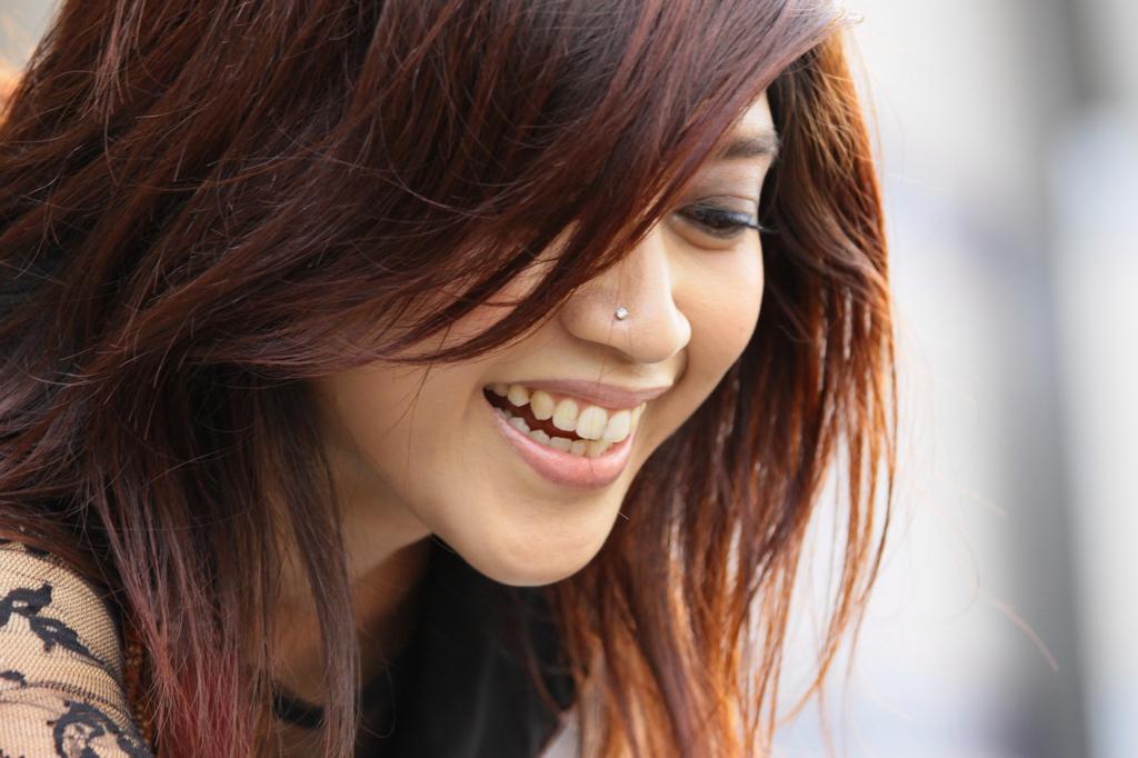 Too beautiful woman