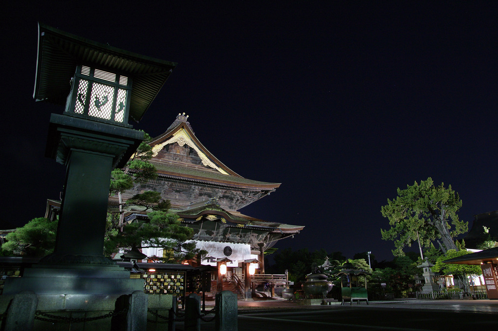 善光寺 境内