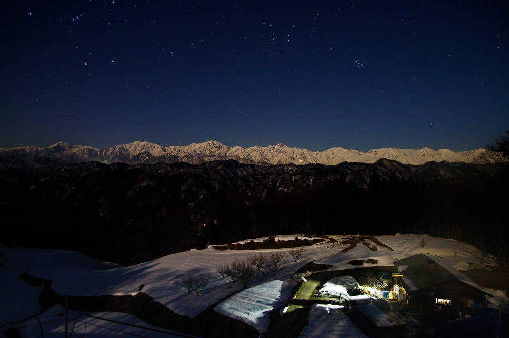 月下の北アルプス in 小川村