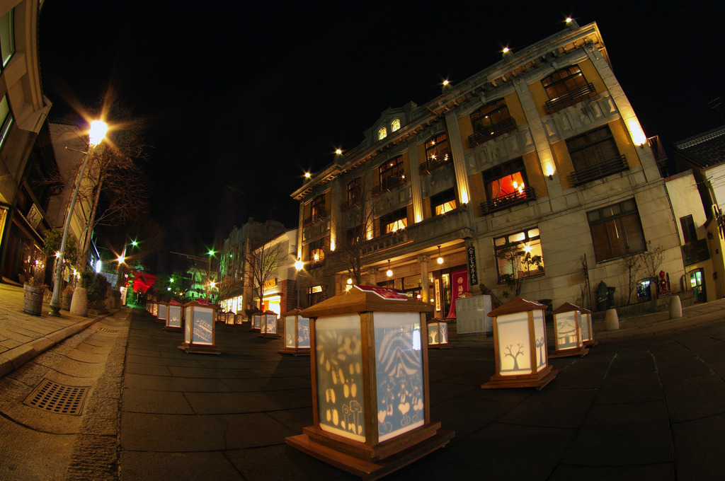 御本陣藤屋旅館 前にて