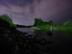夜の川