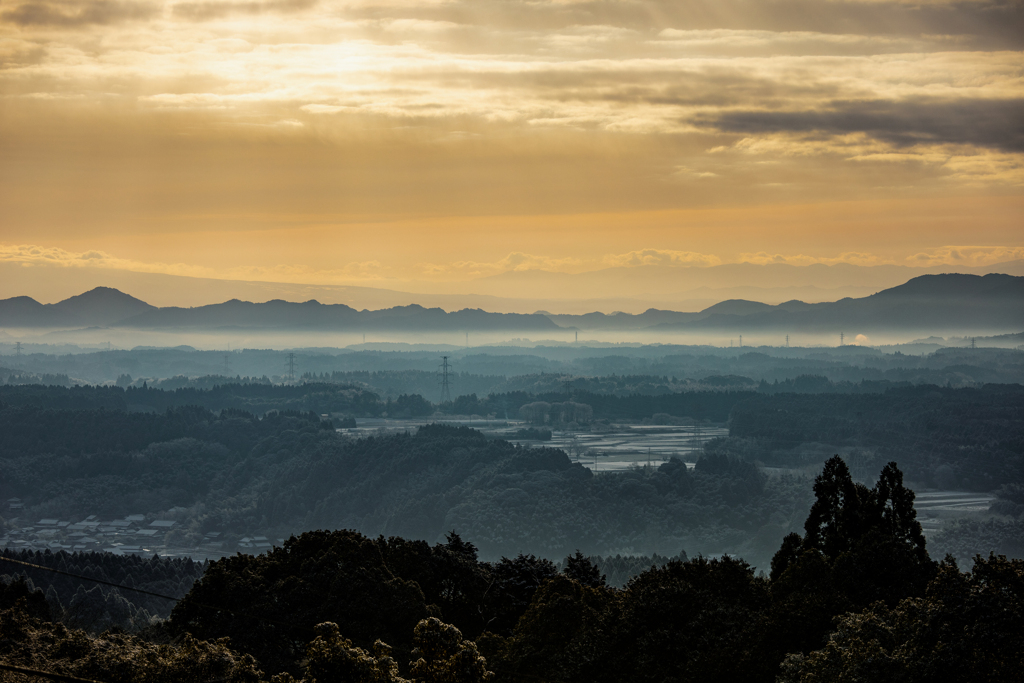 里山の朝　