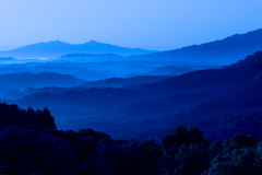 里山の朝　稜線