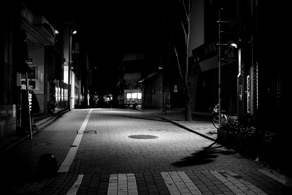 街は眠る 