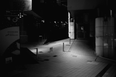 街は眠る　