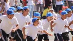 An athletic meet / a smile / a smile / t