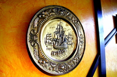 A decoration plate