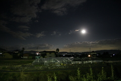 Before dusk with MOON 18:17:04