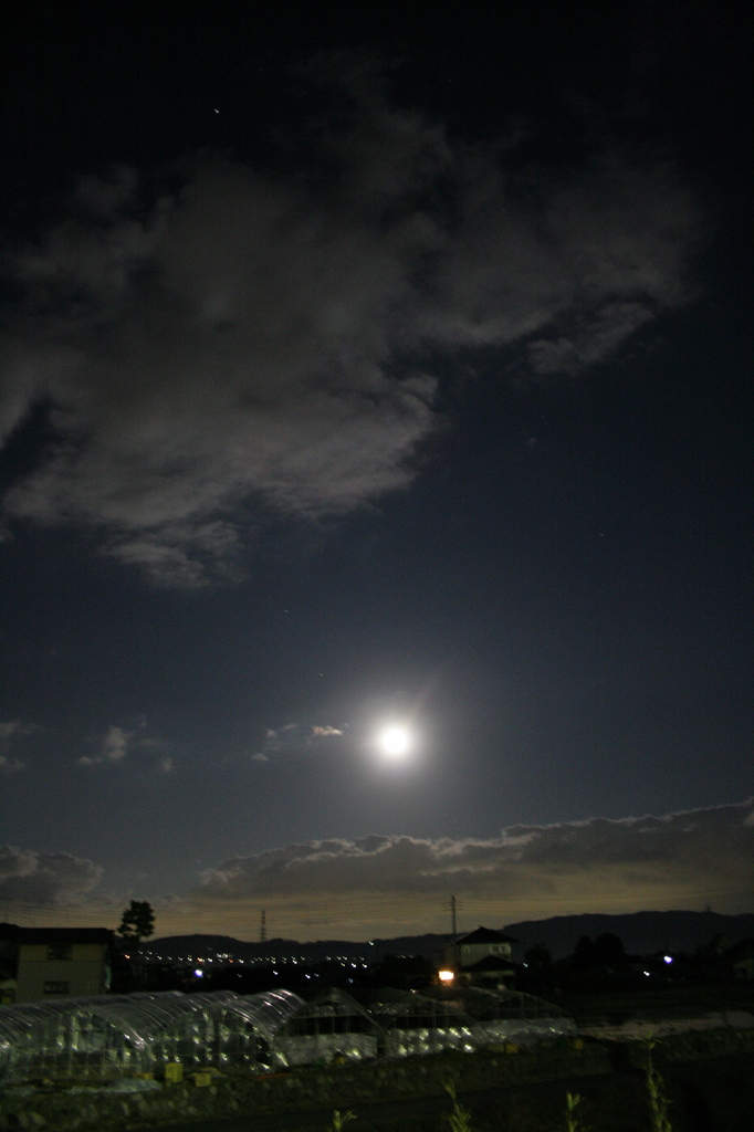 Before dusk　with　MOON 18:17:30