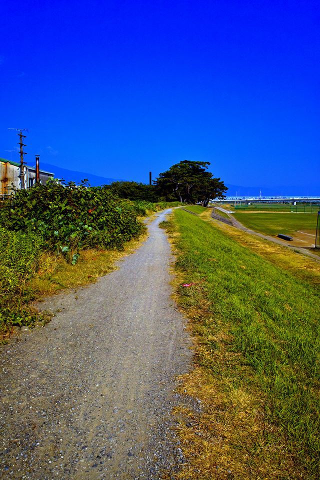 暑い夏空
