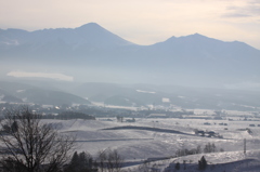 千望峠から見る十勝岳連峰