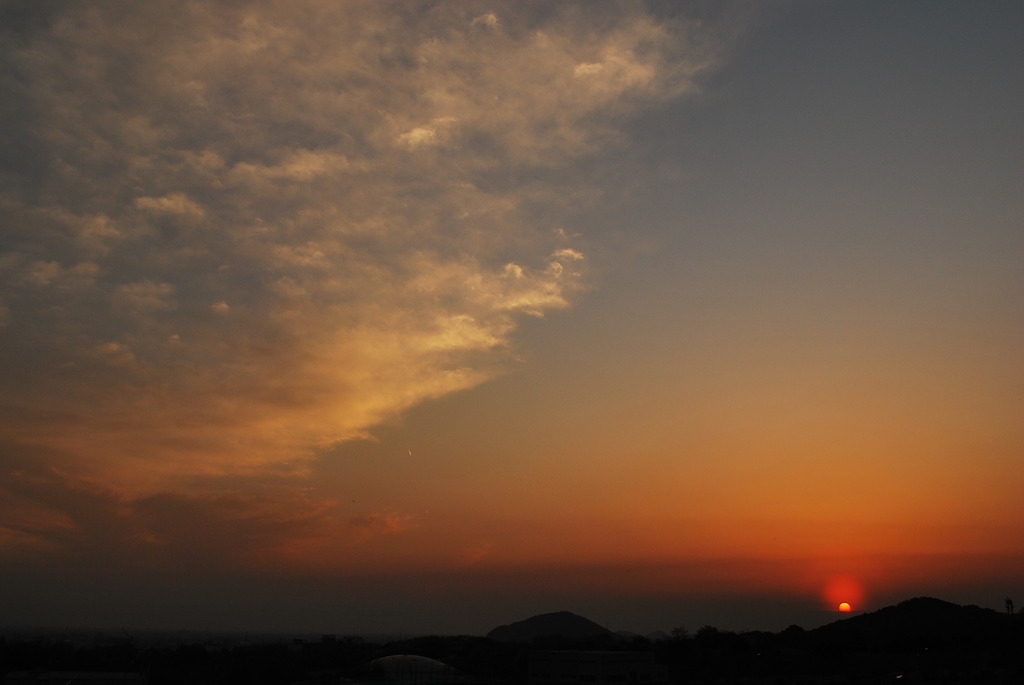 赤い夕日