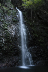 払沢の滝